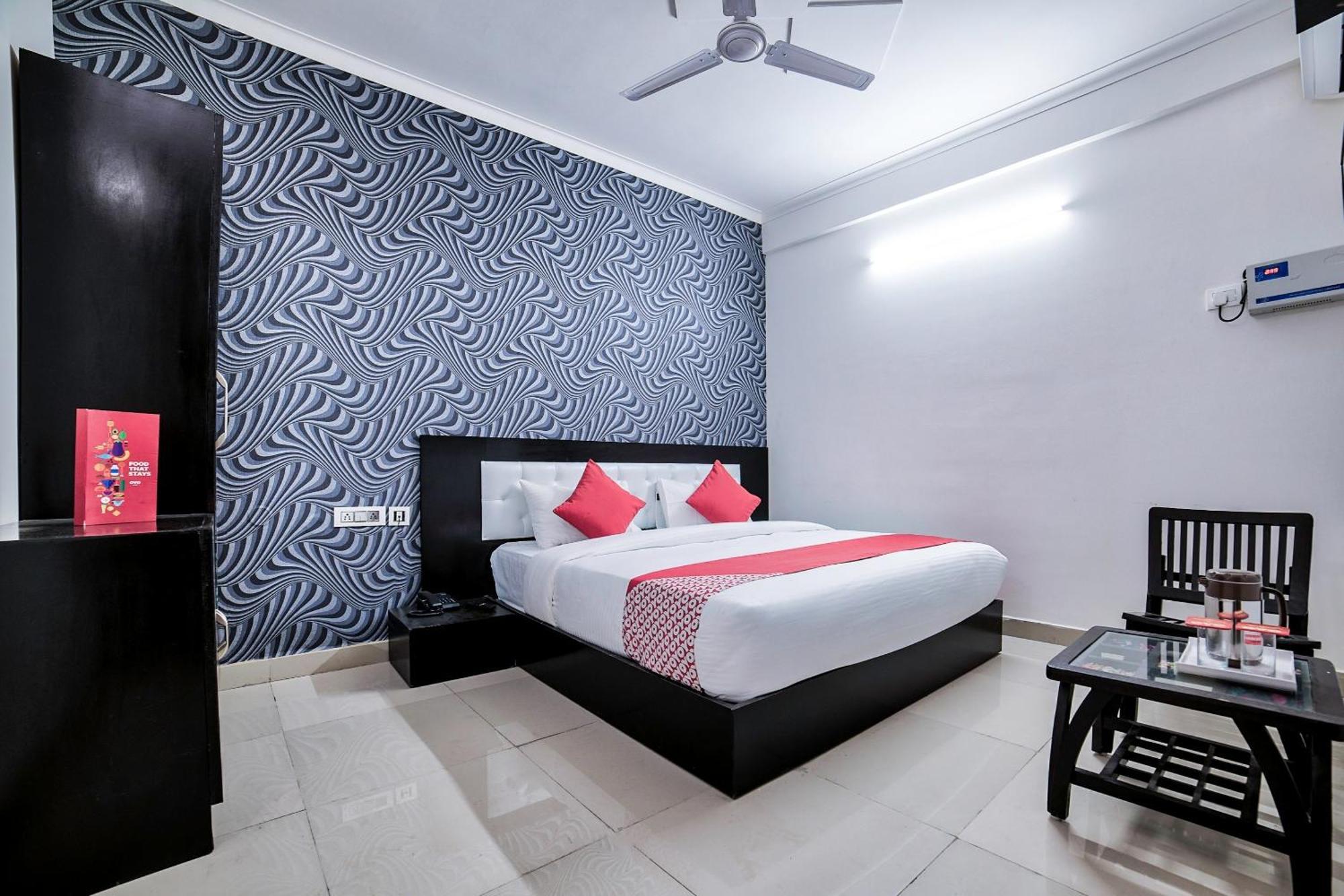 Hotel O Crown Residency Faridabad Exterior photo